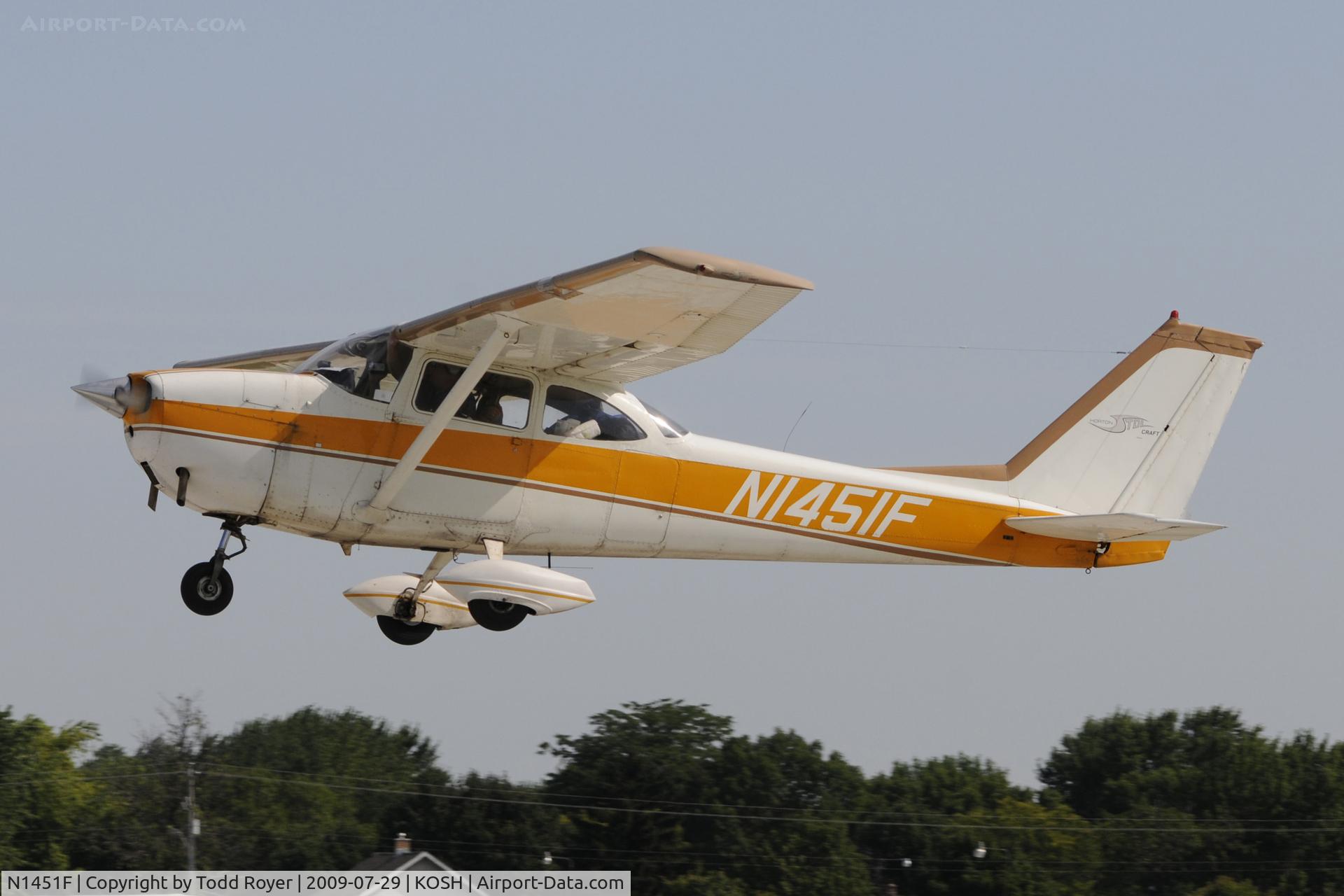 N1451F, 1966 Cessna 172H C/N 17254946, EAA AIRVENTURE 2009