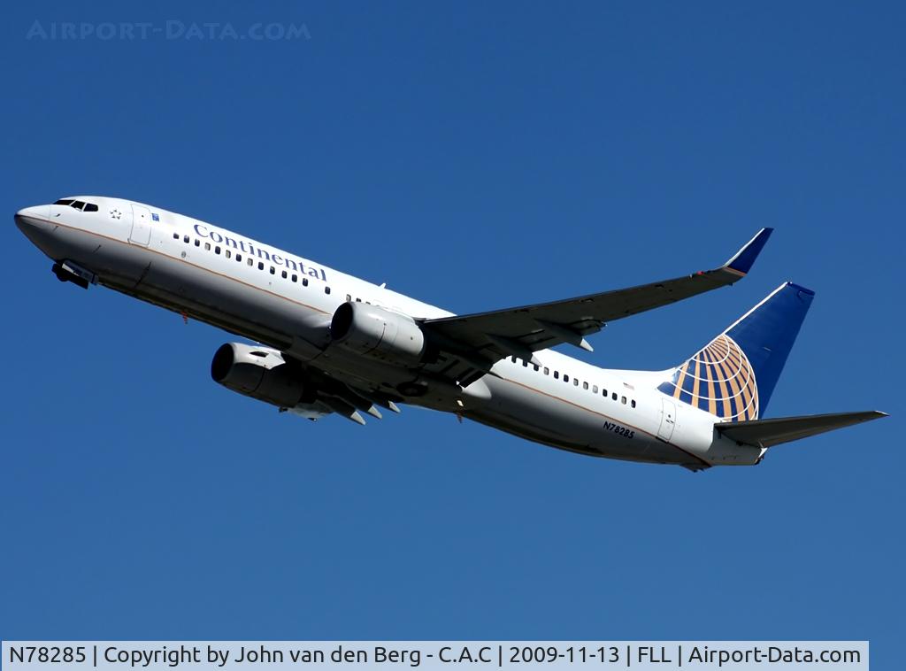 N78285, 2004 Boeing 737-824 C/N 33452, Continental Boeing 737-824 @ FLL