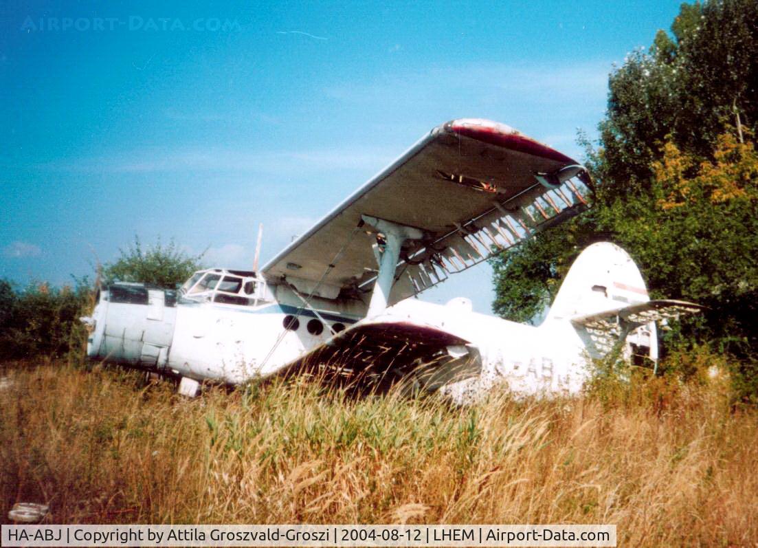 HA-ABJ, 1983 PZL-Mielec An-2SH C/N 1G168-14, Esztergom Airfield