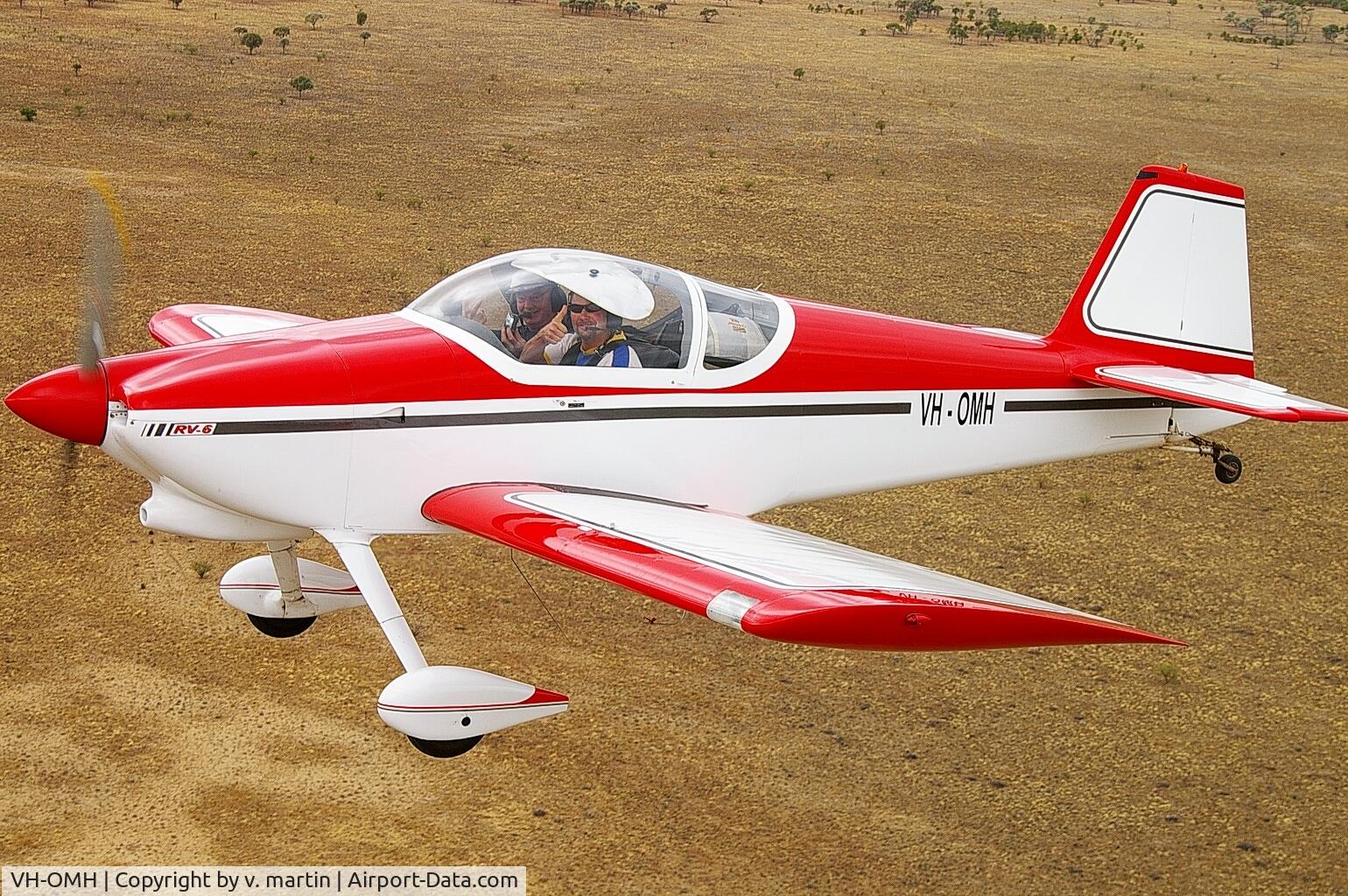 VH-OMH, 1999 Vans RV-6 C/N V221, nikon camera with tele lens