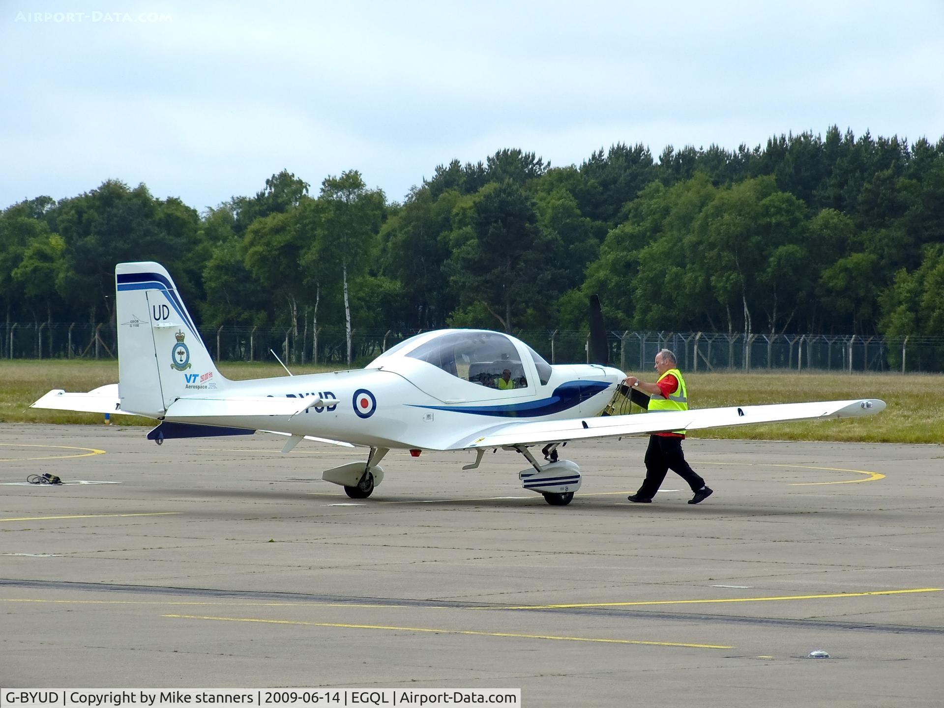 G-BYUD, 1999 Grob G-115E Tutor T1 C/N 82089/E, 12AEF Tutor being preped for a local sortie