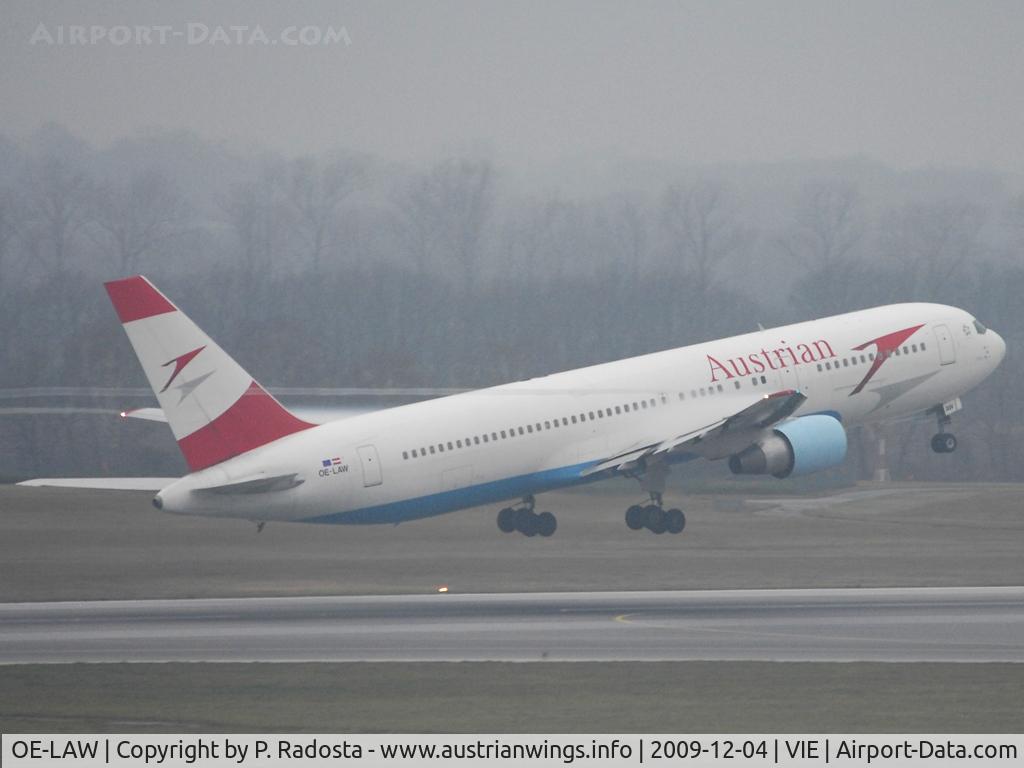 OE-LAW, 1992 Boeing 767-3Z9/ER C/N 26417, Only two 767 of Austrian have no winglets