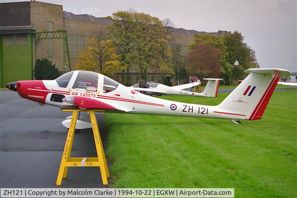 ZH121, Grob G-109B Vigilant T1 C/N 6514, Grob G-109B Vigilant T1 at RAF Linton-on-Ouse in 2006.