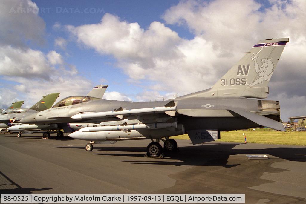 88-0525, 1988 General Dynamics F-16CG Night Falcon C/N 1C-127, General Dynamics F-16CG Night Falcon (401) Flown by 31st FW from Aviano at RAF Leuchars Battle of Britain Air Show in 1997.