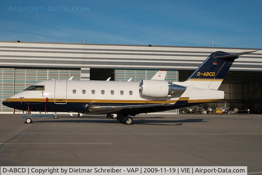 D-ABCD, 2003 Bombardier Challenger 604 (CL-600-2B16) C/N 5565, CL600 Challenger