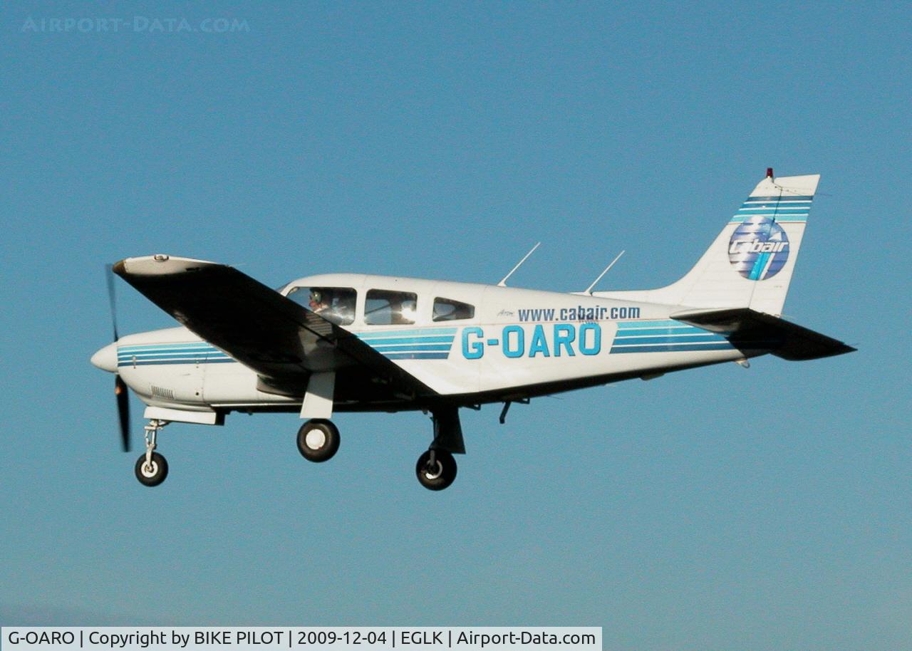 G-OARO, 1988 Piper PA-28R-201 Cherokee Arrow III C/N 2837006, CIRCUIT BASHING