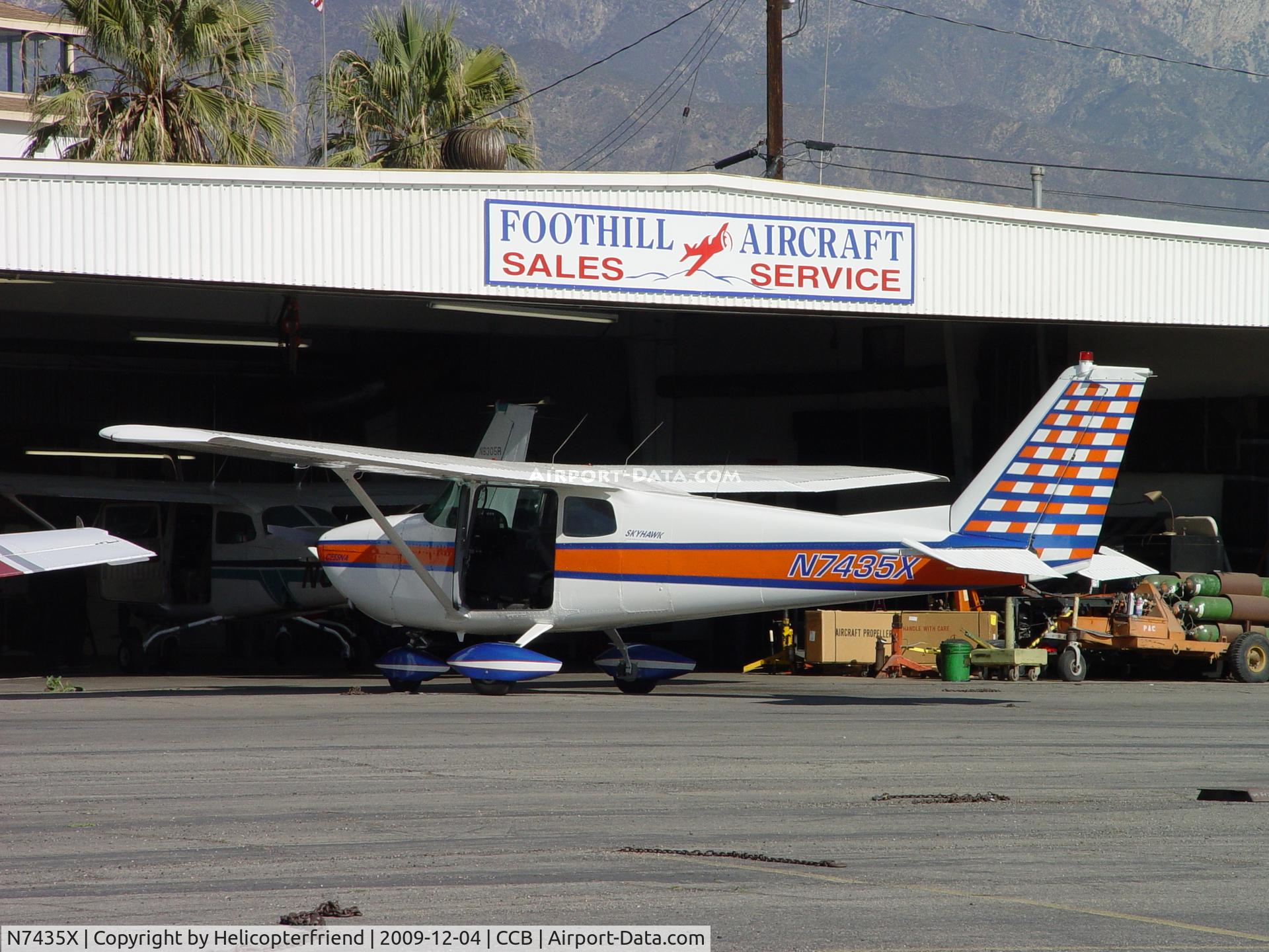 N7435X, 1960 Cessna 172B C/N 17247935, Parked at Foothill Aircraft