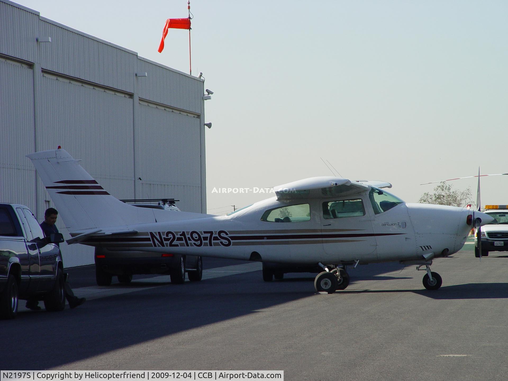 N2197S, 1975 Cessna T210L Turbo Centurion C/N 21061158, Parked and waiting