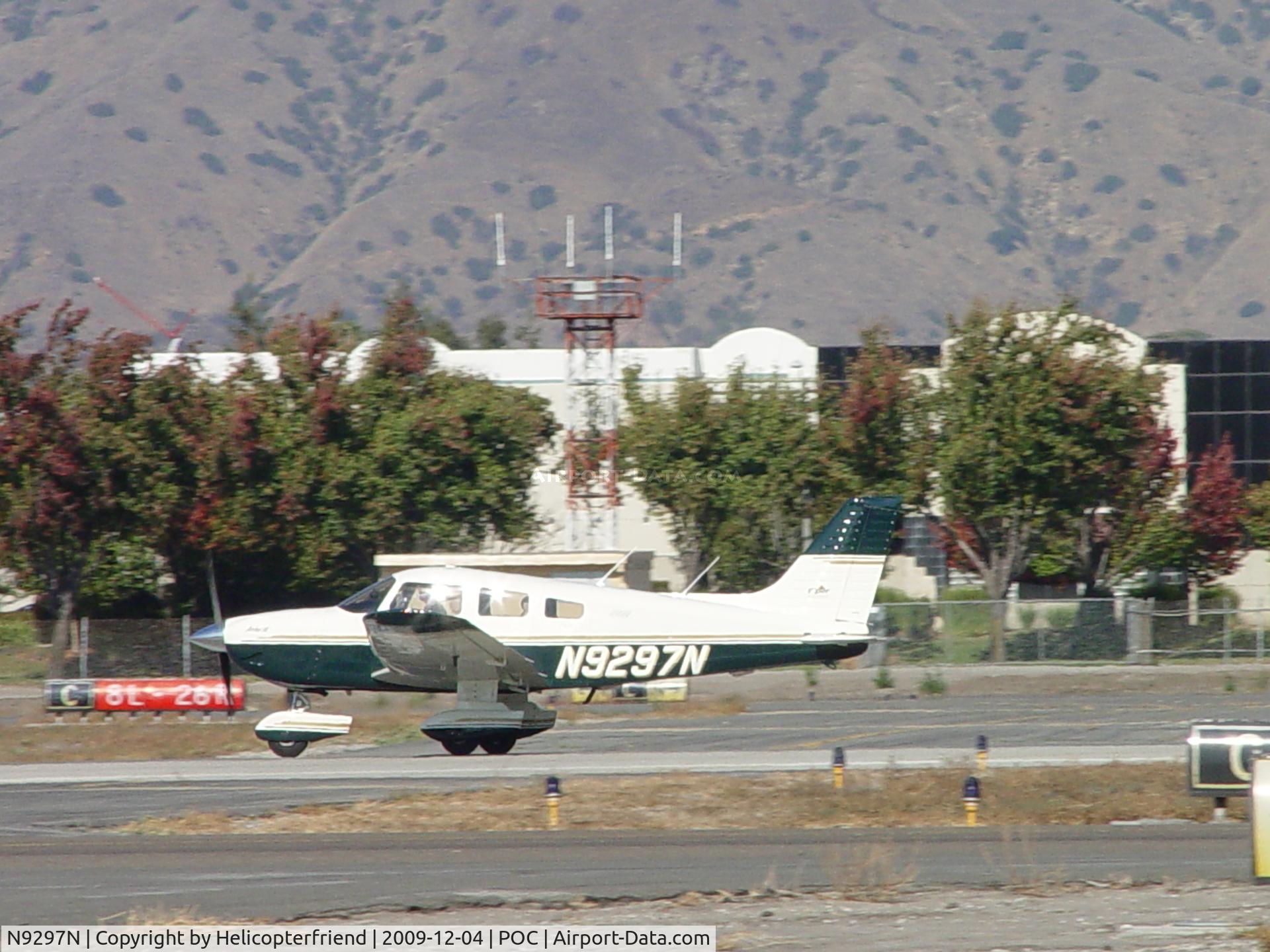 N9297N, 1997 Piper PA-28-181 C/N 2843106, Landing 26L