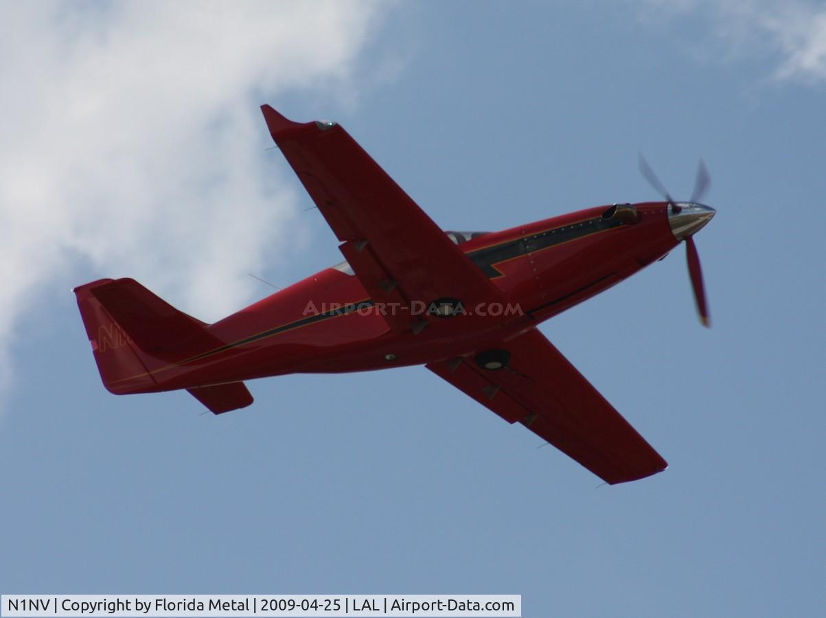 N1NV, Saum SX-400 Vulture C/N 001, Saum SX-400