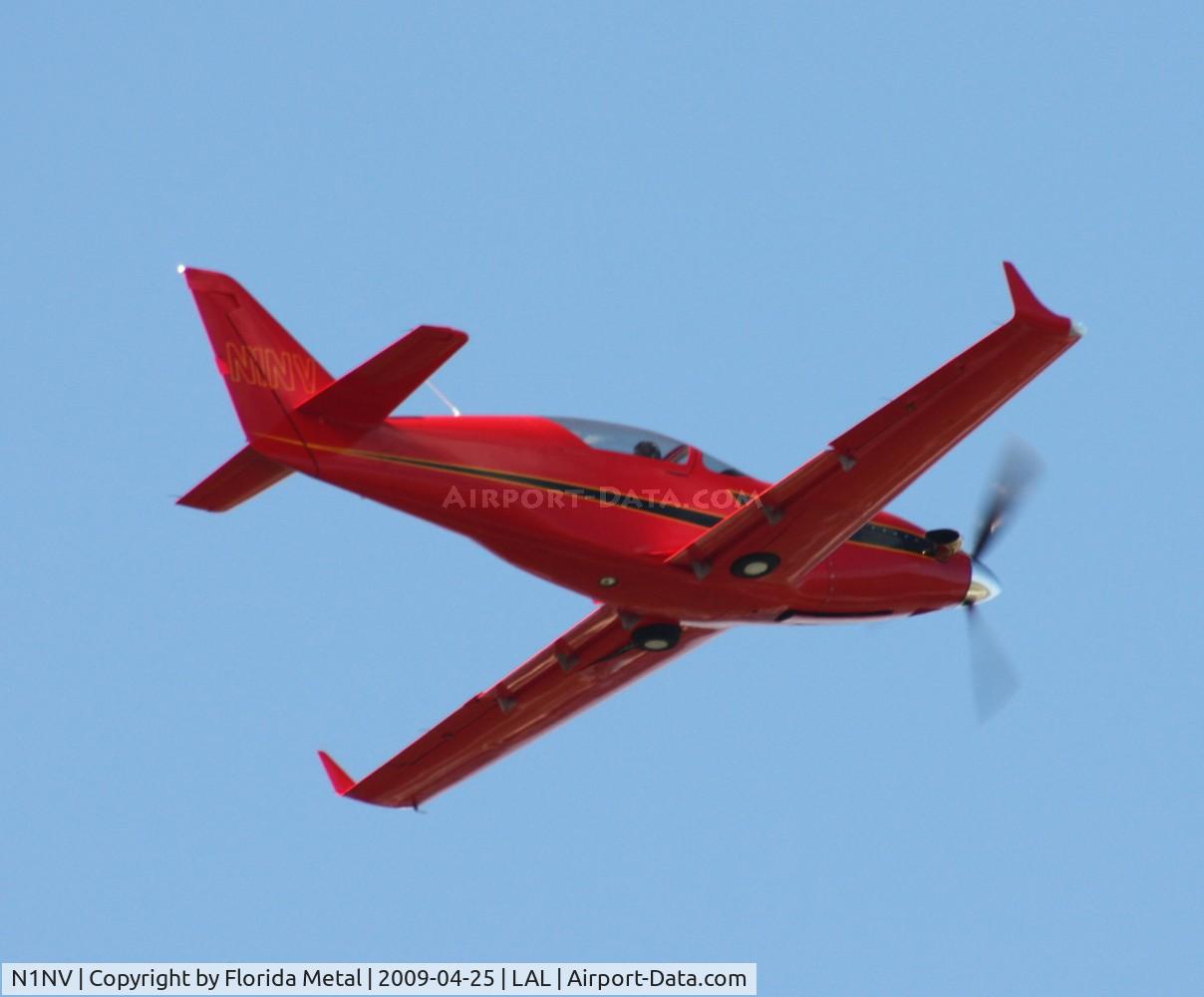 N1NV, Saum SX-400 Vulture C/N 001, Saum SX-400