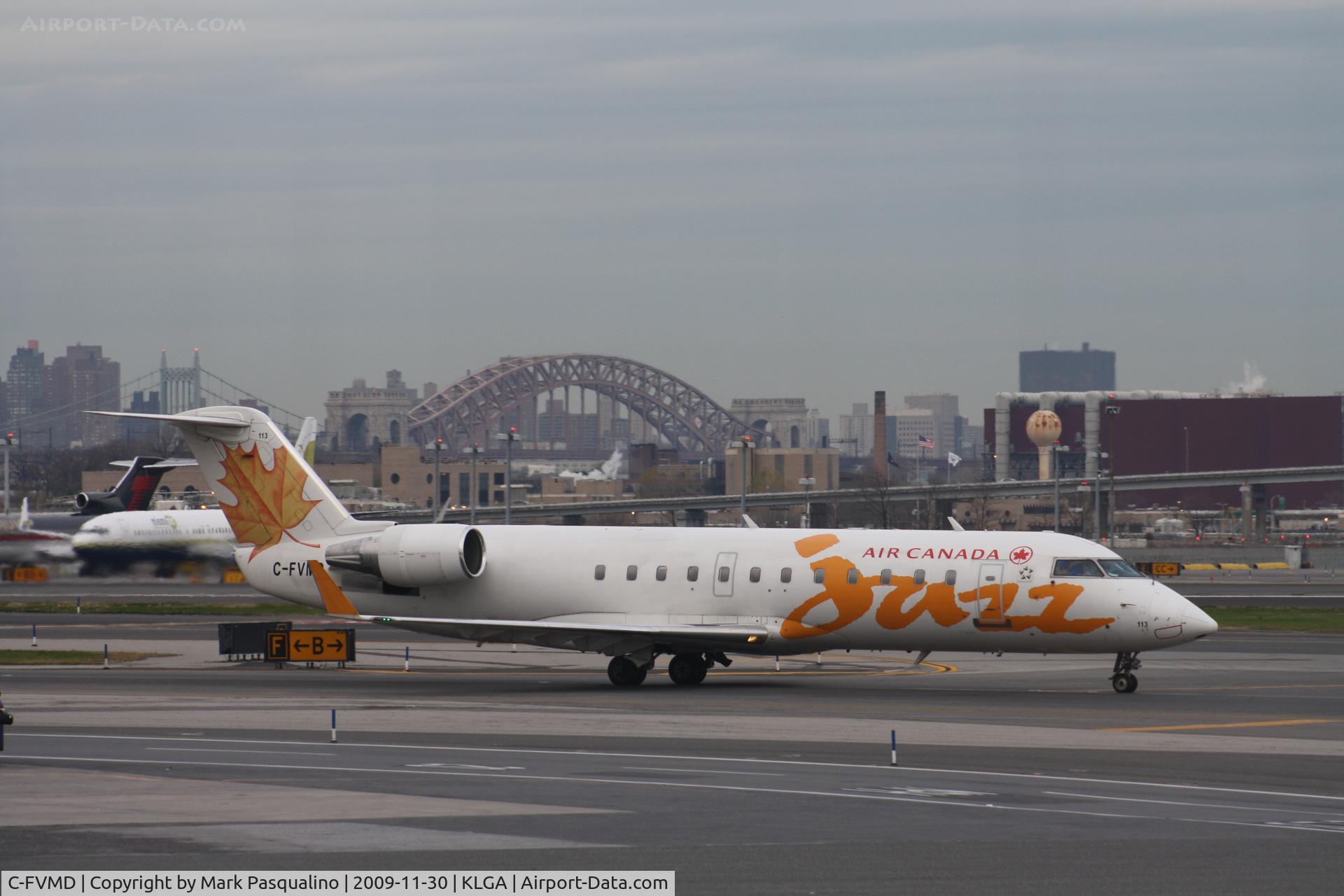 C-FVMD, 1995 Canadair CRJ-100ER (CL-600-2B19) C/N 7082, CL-600-2B19