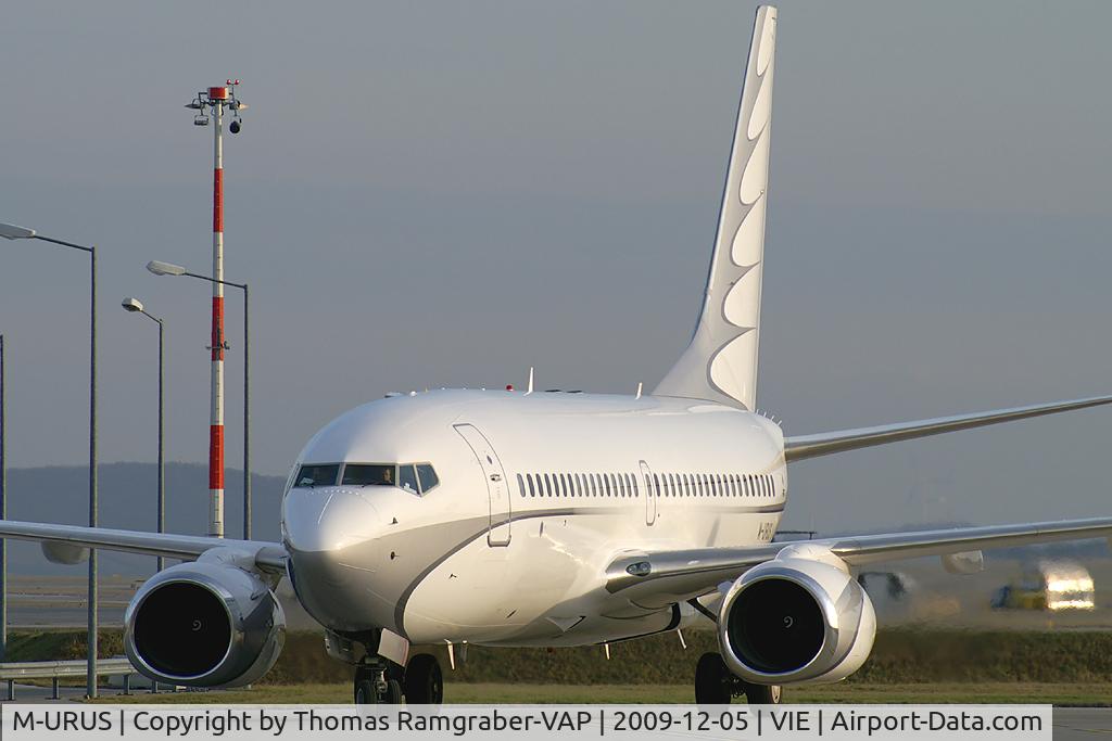 M-URUS, 2005 Boeing 737-7GC BBJ C/N 34622, Boeing 737-700