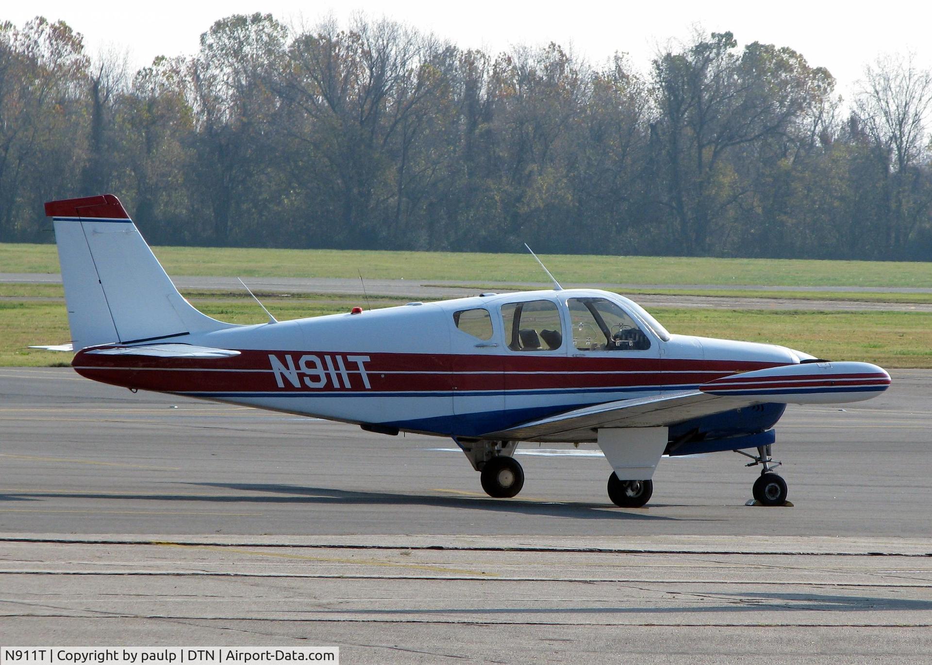 N911T, 1960 Beech 35-33 Debonair C/N CD-170, At Downtown Shreveport.
