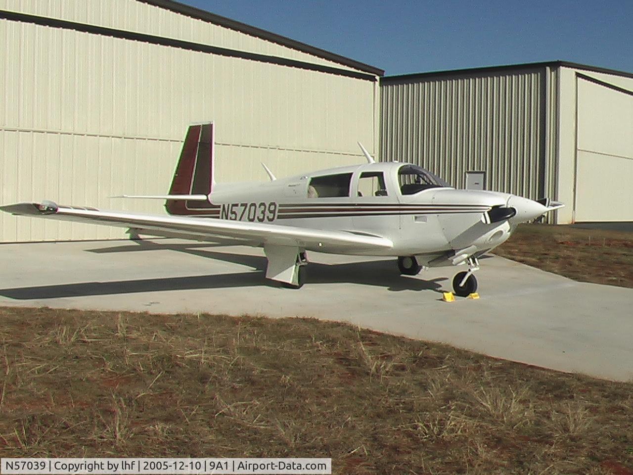 N57039, 1983 Mooney M20J 201 C/N 24-1421, Covington, GA