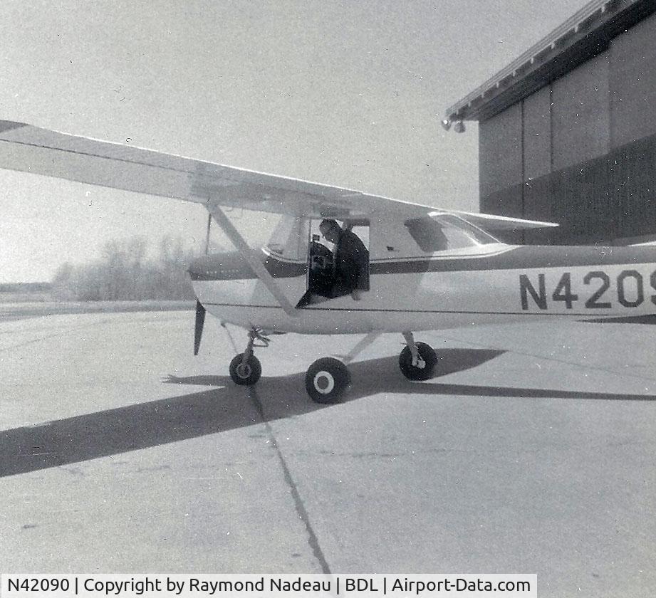 N42090, 1945 Piper J3C-65 Cub C/N 14317, 1968 at Bradley Field, CT