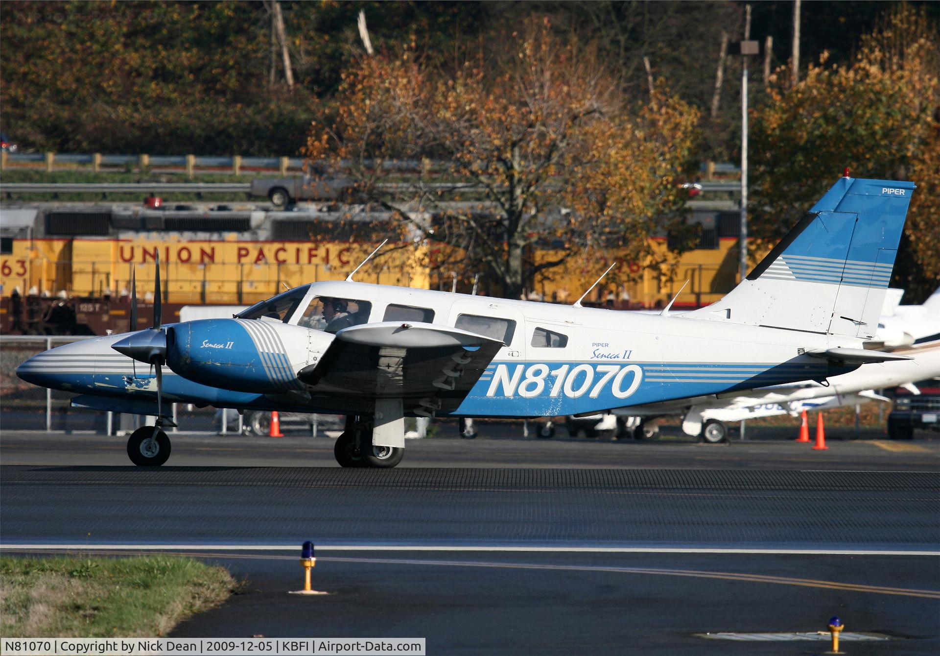 N81070, 1979 Piper PA-34-200T Seneca II C/N 34-8070013, KBFI