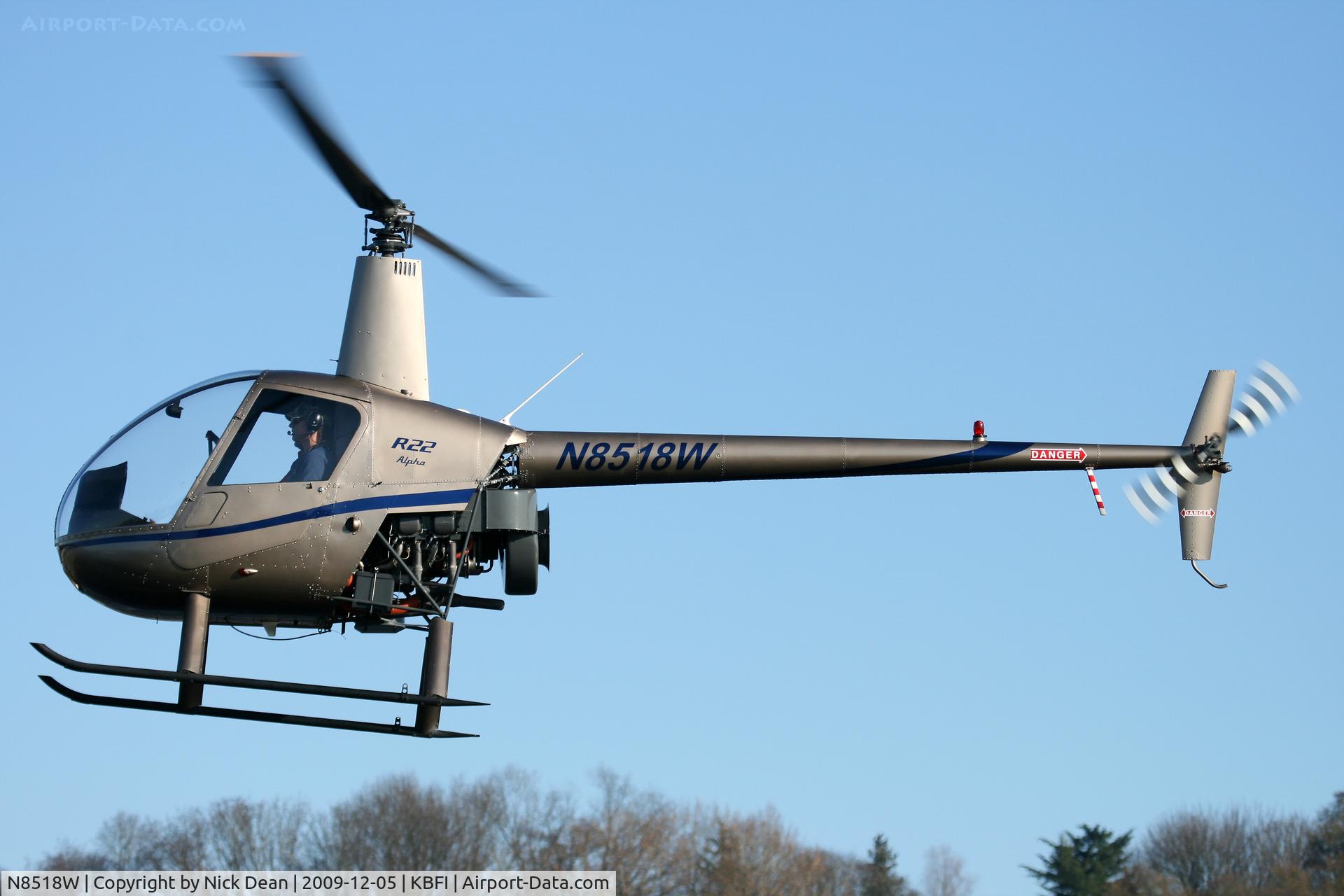 N8518W, 1984 Robinson R22 ALPHA C/N 0425, KBFI