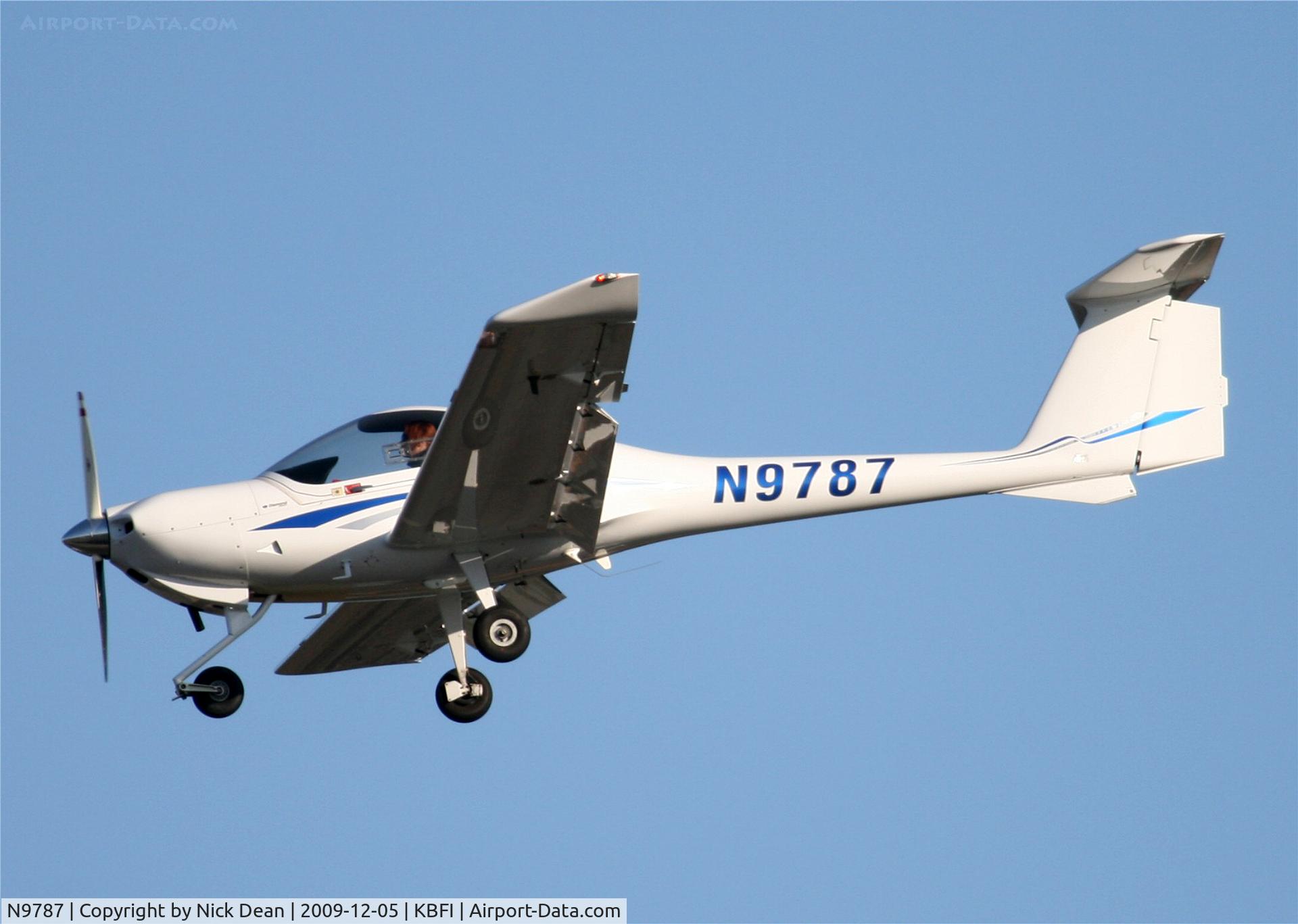 N9787, 2007 Diamond DA-20C-1 Eclipse C/N C0437, KBFI