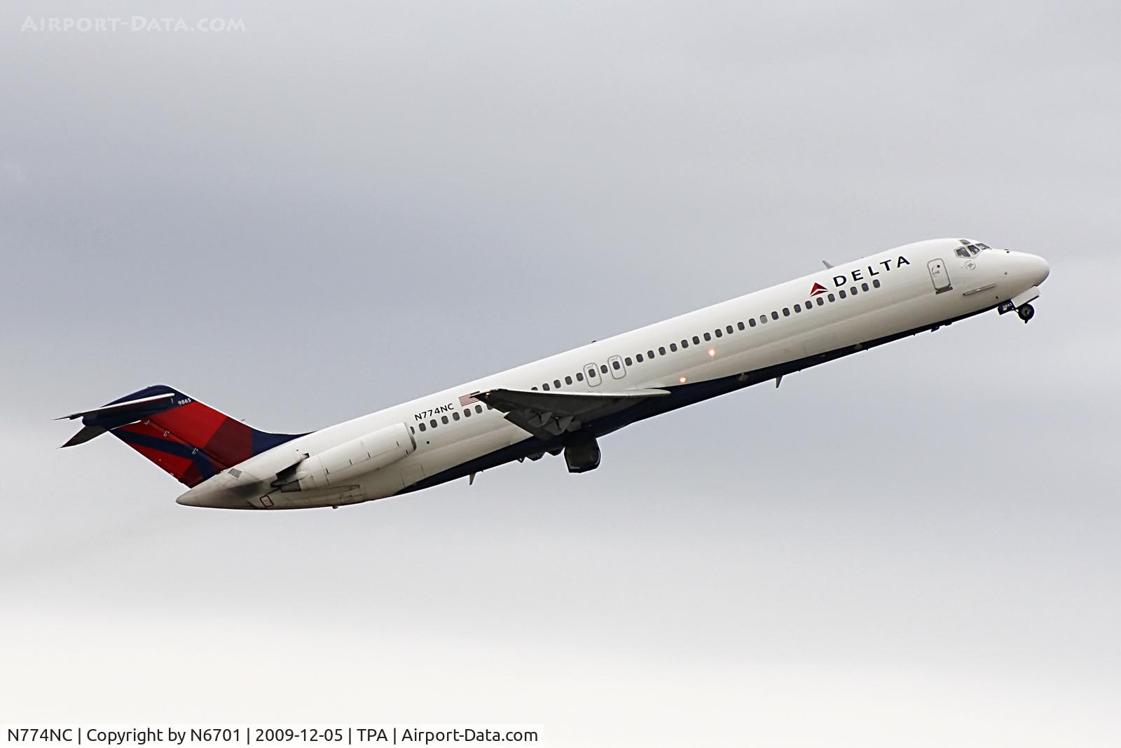 N774NC, 1978 McDonnell Douglas DC-9-51 C/N 47776, Delta