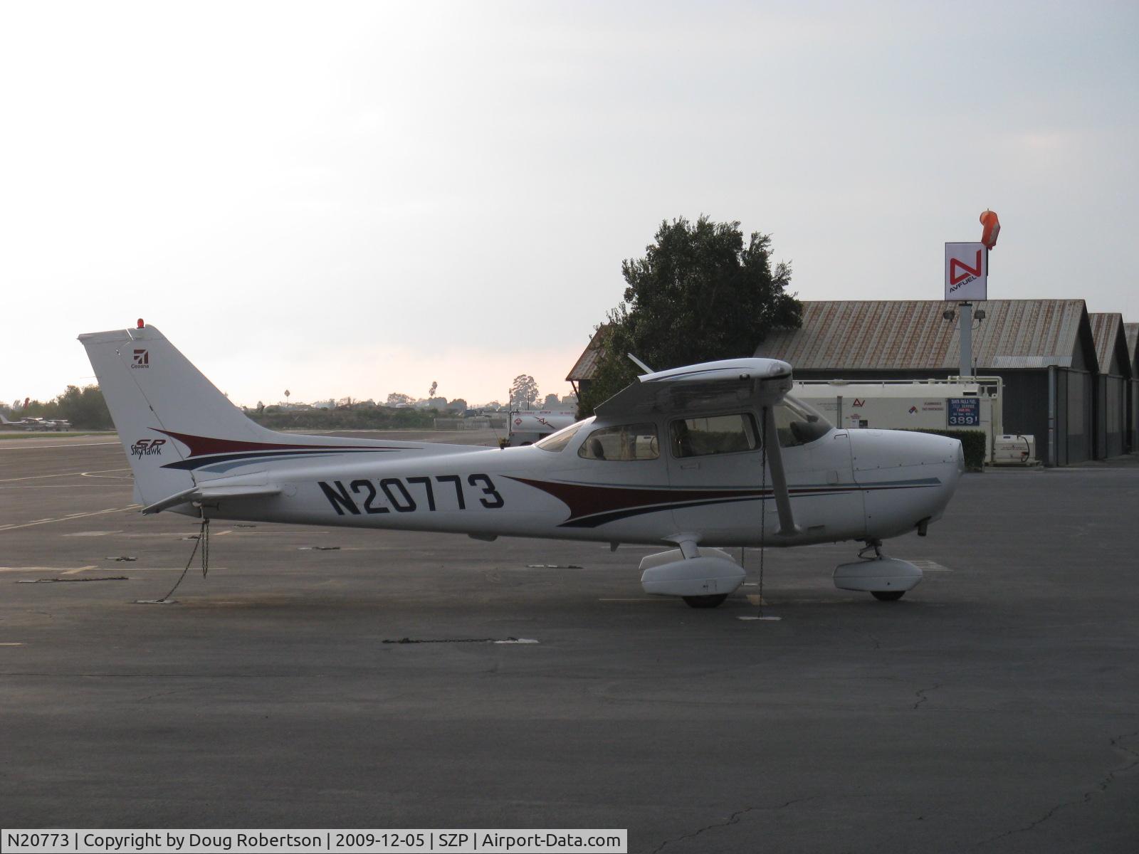 N20773, 2004 Cessna 172S C/N 172S9570, 2004 Cessna 172S SKYHAWK II SP, Lycoming IO-360-L2A 180 Hp, spinner & prop removed