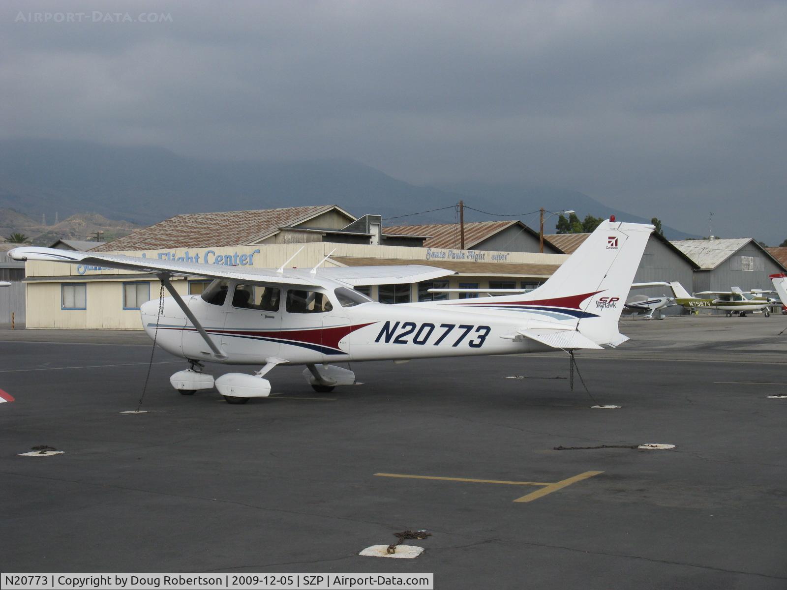 N20773, 2004 Cessna 172S C/N 172S9570, 2004 Cessna 172S SKYHAWK II SP, Lycoming IO-360-L2A 180 Hp, spinner & prop removed