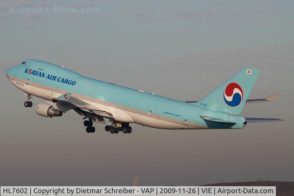 HL7602, 2005 Boeing 747-4B5F/SCD C/N 34301, Korean Air Boeing 747-400