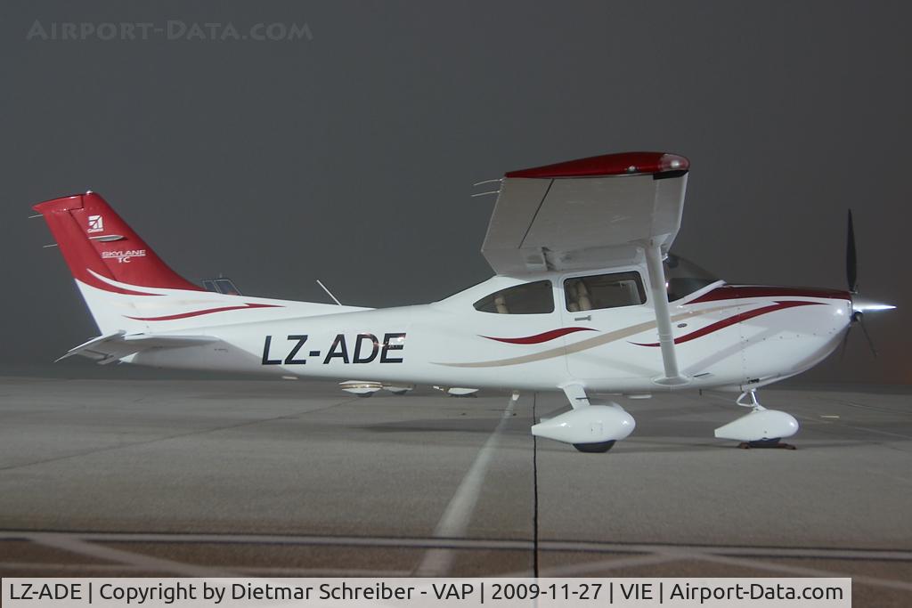 LZ-ADE, Cessna T182T Turbo Skylane C/N T18208846, Cessna 172