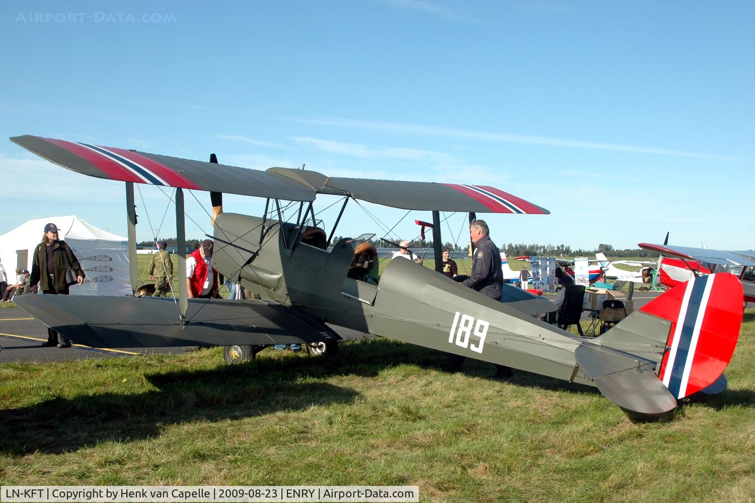 LN-KFT, 1934 De Havilland (Kjeller) DH-82A C/N 185, License built in Norway, this De havilland Tiger Moth was restored in its original Norwegian Air Force colours by the Kjeller Flyhistoriska Forening (KFF).