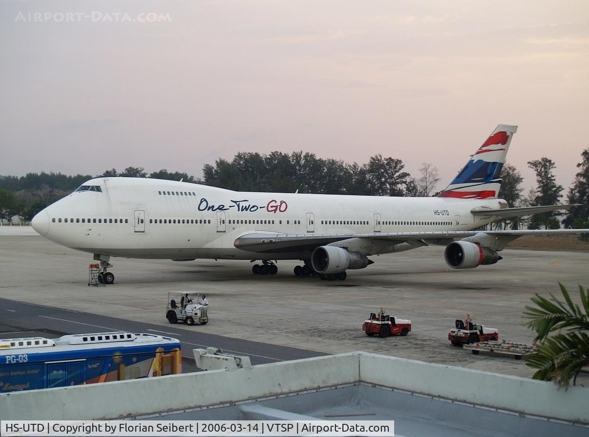 HS-UTD, 1975 Boeing 747-146 C/N 21029, Parked at Phuket Airport
