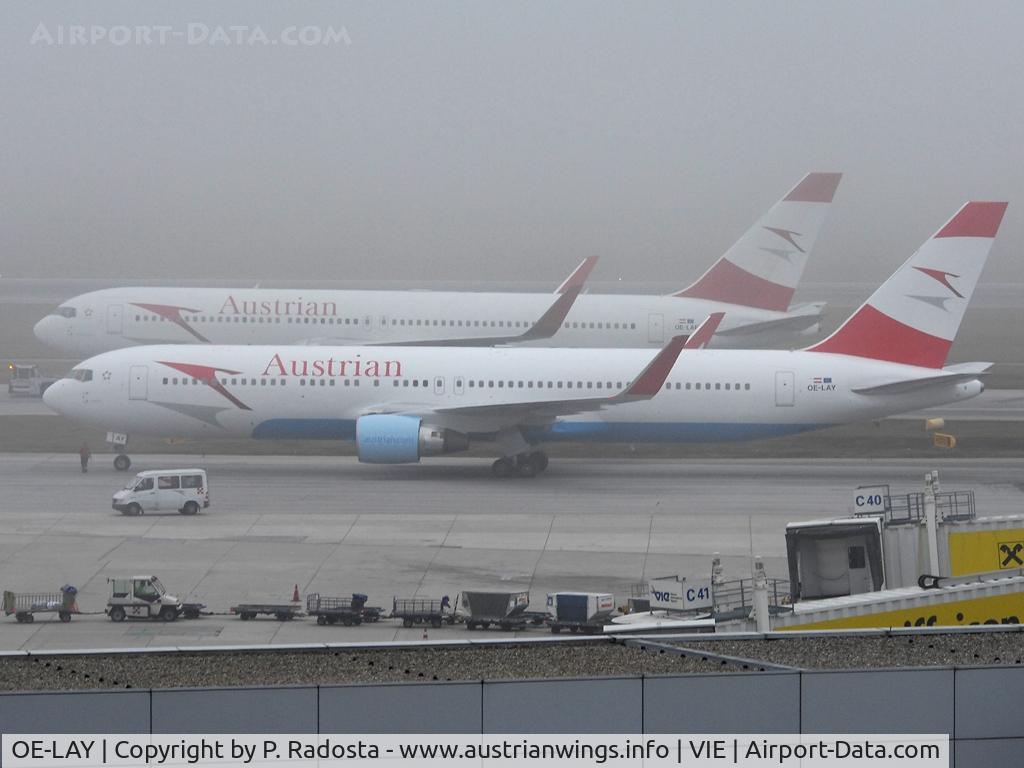 OE-LAY, 1998 Boeing 767-3Z9/ER C/N 29867, One of the first pictures of that plane in OS-colors, December 2009
