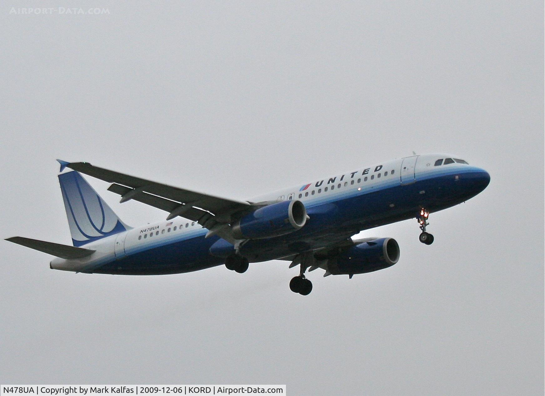N478UA, 2001 Airbus A320-232 C/N 1533, United Airlines A320-232, UAL586 arriving from KMSP on 27R.