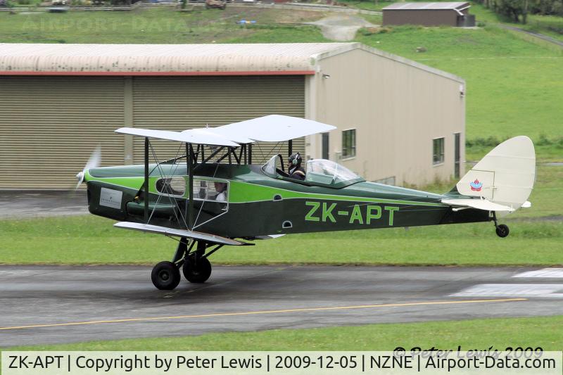 ZK-APT, 1947 De Havilland DH.83 Fox Moth C/N FM48, G S & G A Smith, North Shore