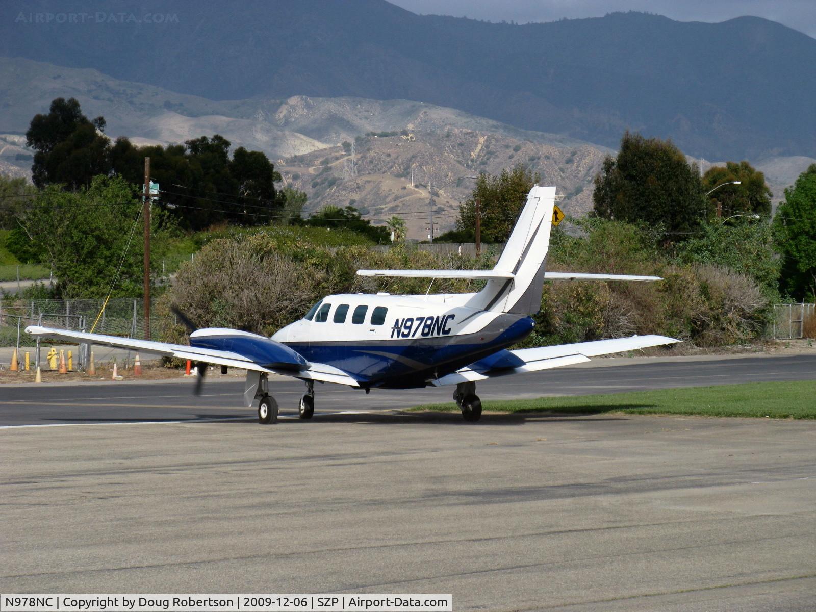 N978NC, 1983 Cessna T303 Crusader C/N T30300206, 1983 Cessna T303 CRUSADER, two Continental TSIO-520-AE flat six fuel-injected & turbocharged counter-rotating engines 250 Hp each. Three blade CS props, taxi