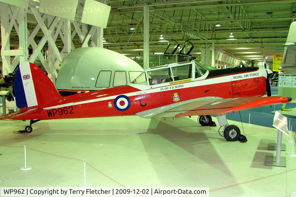WP962, De Havilland DHC-1 Chipmunk T.10 C/N C1/0809, De Haviland Canada Chipmunk T10 exhibited in the RAF Museum Hendon , UK