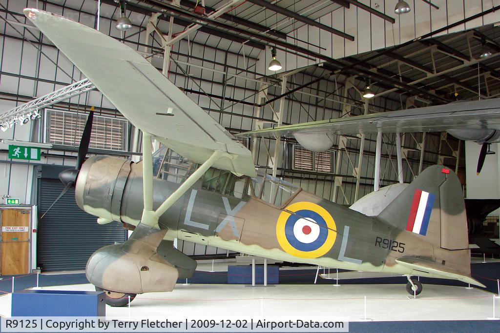 R9125, 1940 Westland Lysander III C/N 1185, 1942 Westland Lysander IIIA exhibited in the RAF Museum Hendon , UK