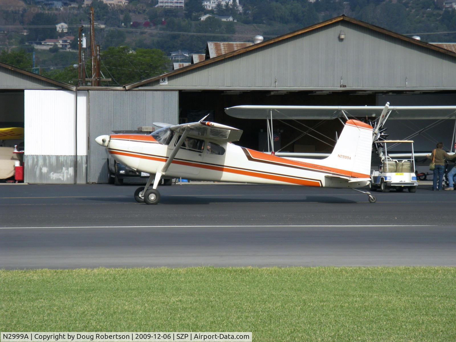 N2999A, 1953 Cessna 180 C/N 30199, 1953 Cessna 180, Continental O-470-A 225 Hp, taxi to Rwy 04