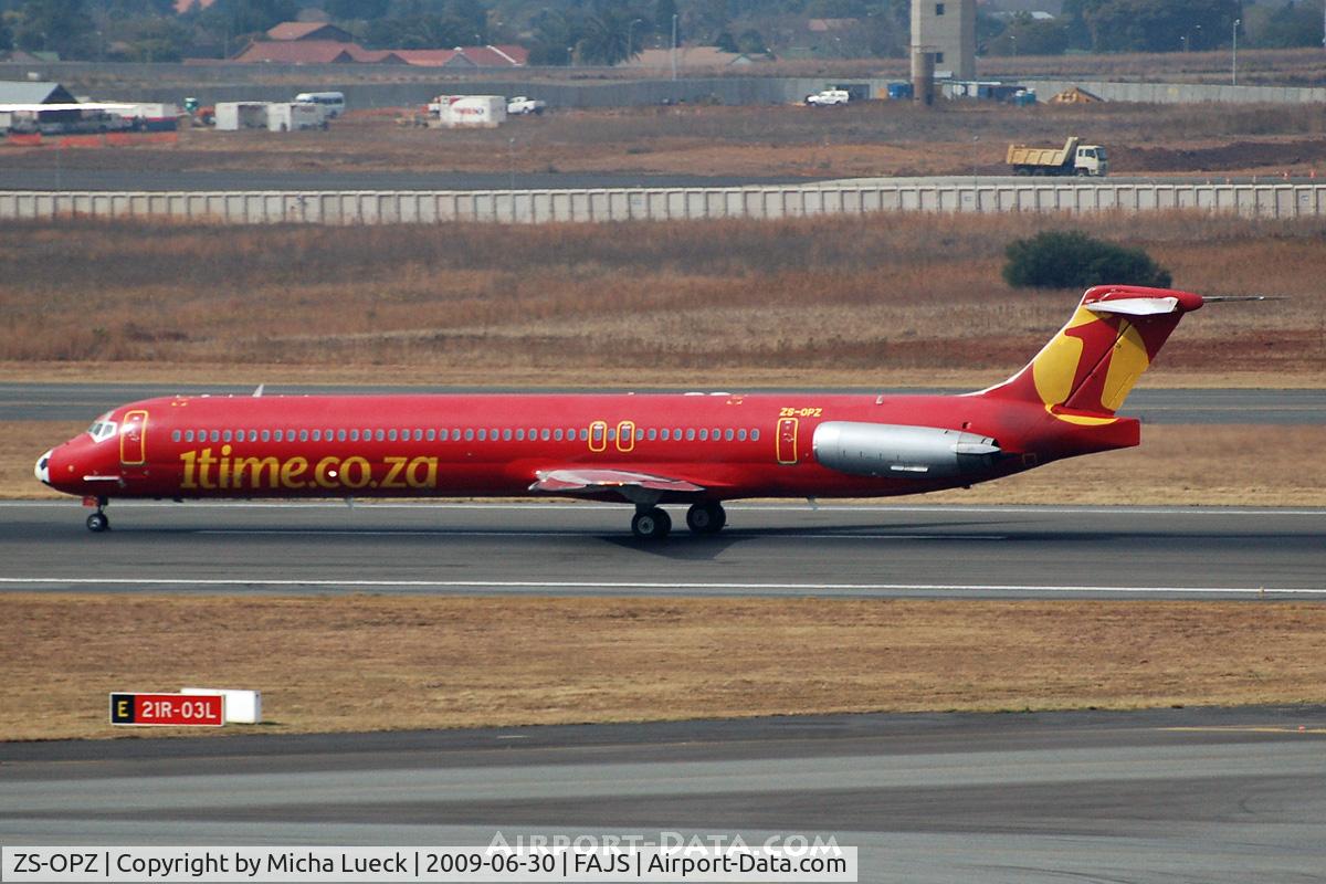 ZS-OPZ, 1988 McDonnell Douglas MD-83 (DC-9-83) C/N 49617, At Jo'burg
