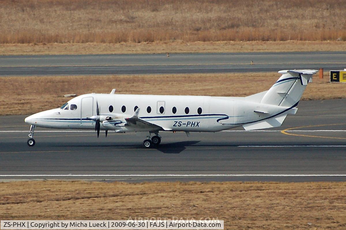 ZS-PHX, 1995 Beech 1900D C/N UE-145, At Jo'burg