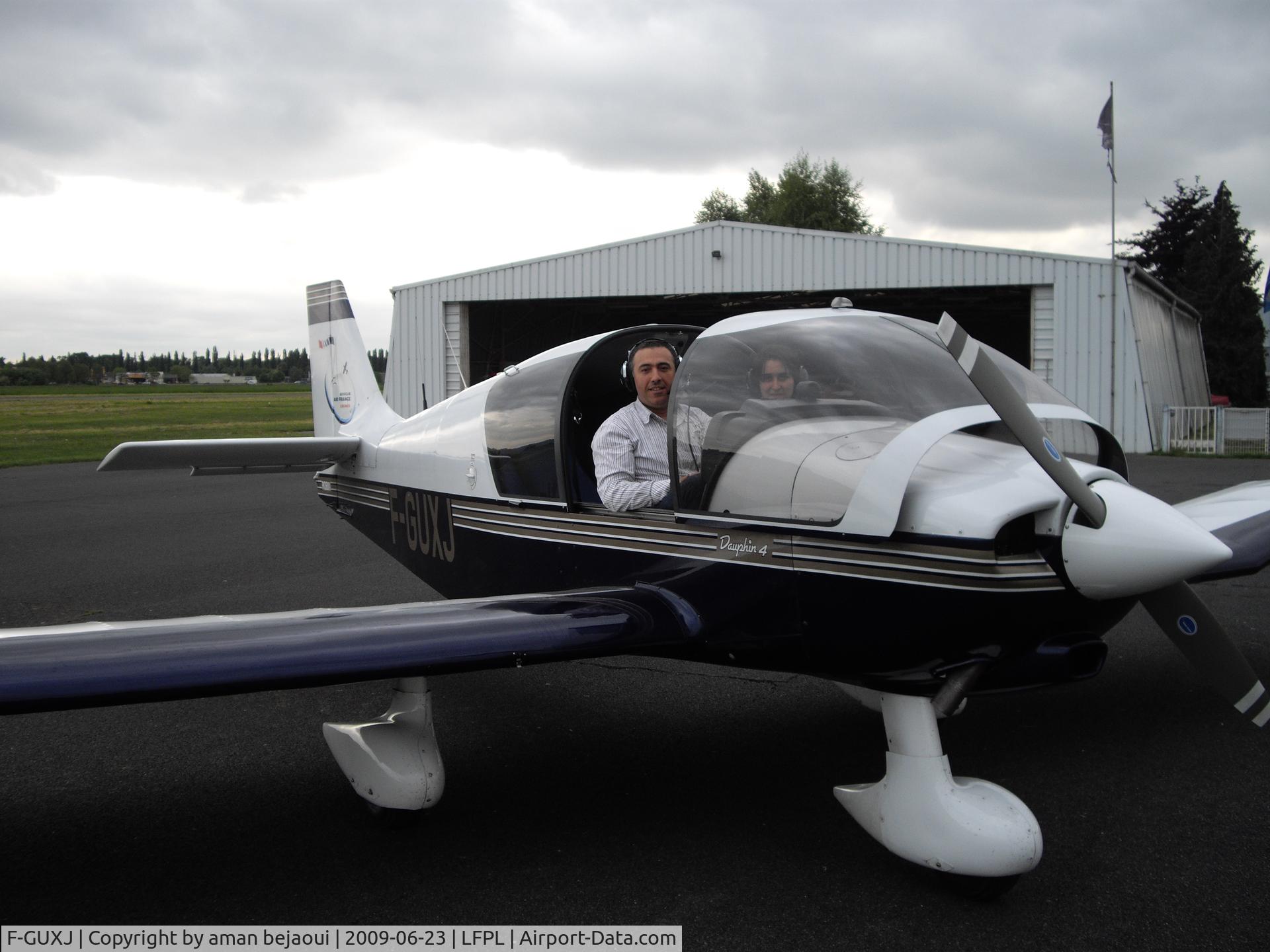 F-GUXJ, Robin DR-400-140B Dauphin 4 Major C/N 2489, Vue de face