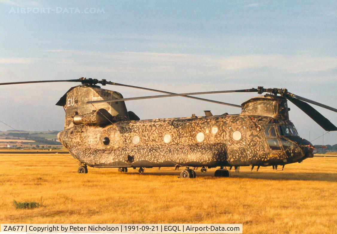 ZA677, 1981 Boeing Vertol Chinook HC.1 C/N M/A008/B-824/M7012, Chinook HC.1 of 7 Squadron at the 1991 Leuchars Airshow.