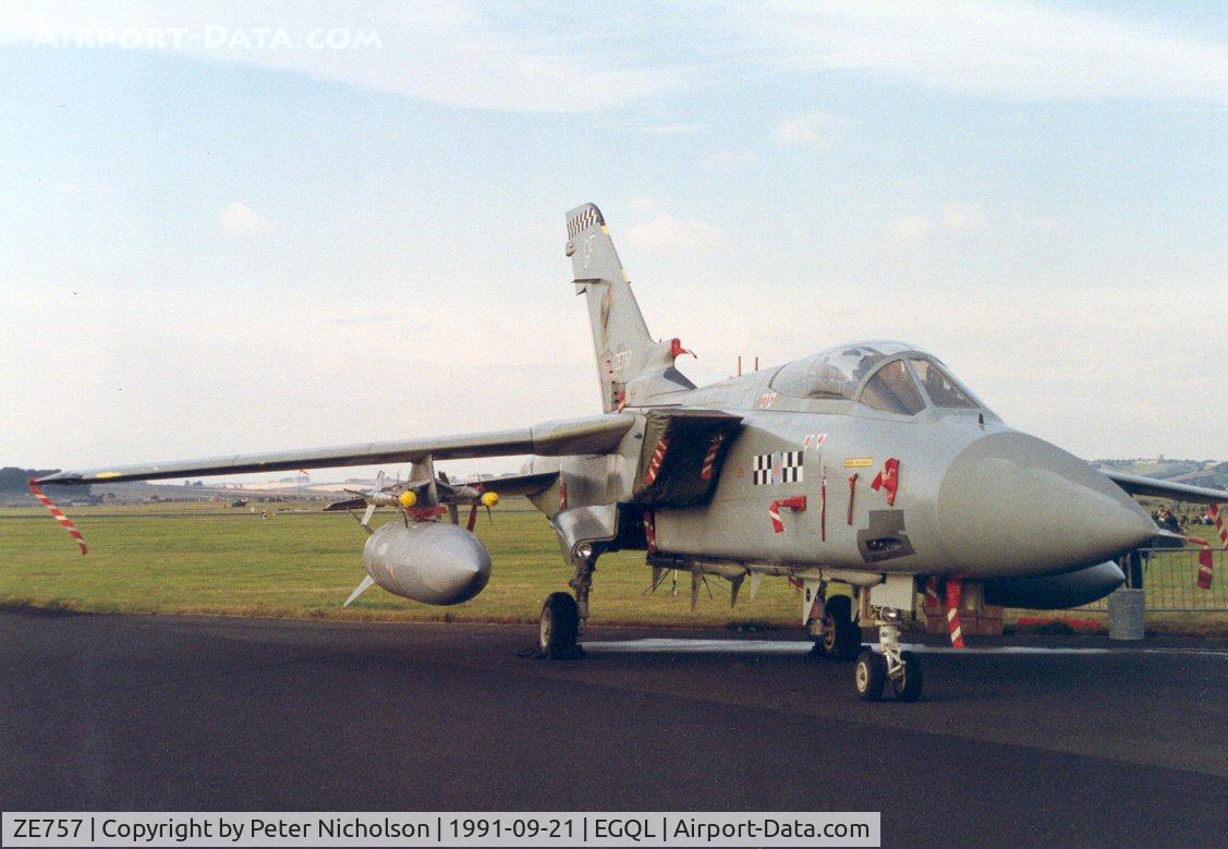 ZE757, 1988 Panavia Tornado F.3 C/N AS055/676/3304, Tornado F.3 of 43 Squadron on display at the 1991 Leuchars Airshow.
