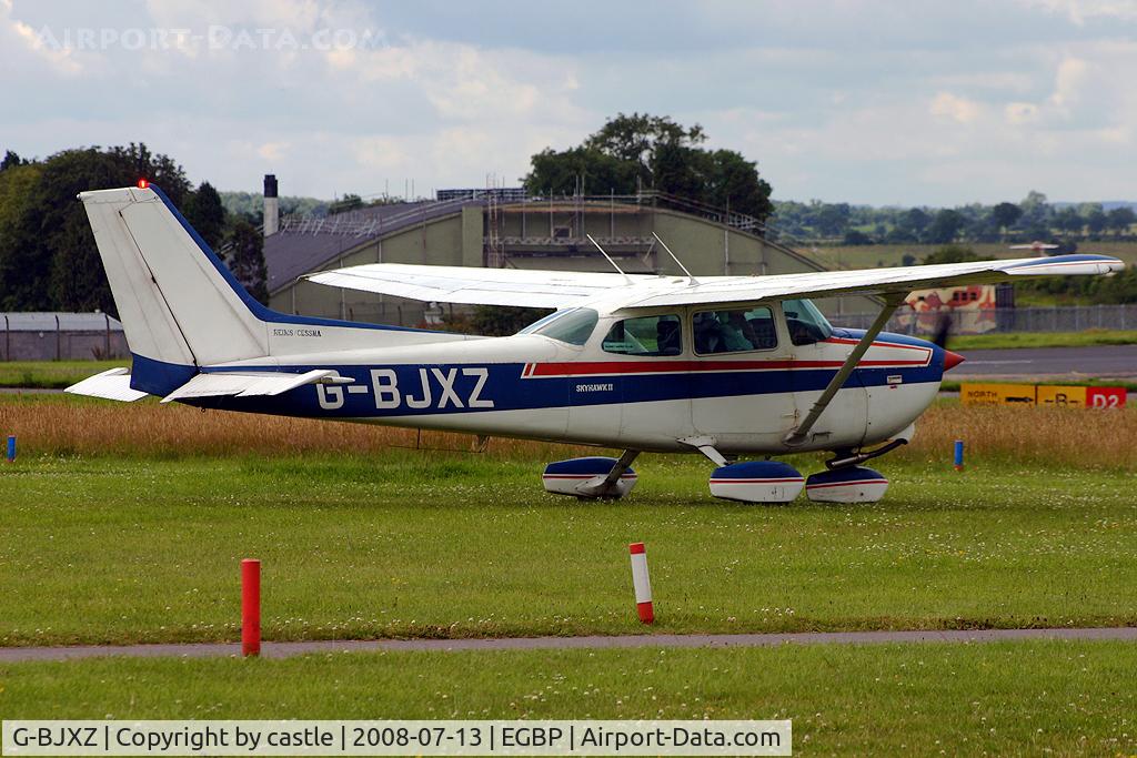 G-BJXZ, 1980 Cessna 172N Skyhawk II C/N 172-73039, seen @ Kemble