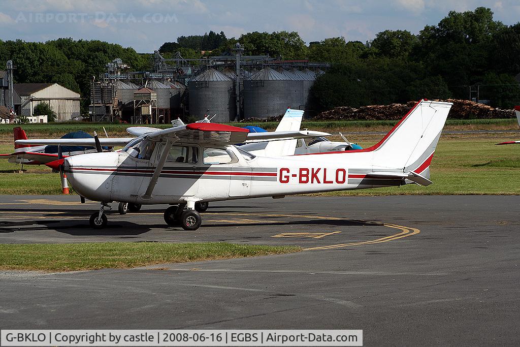 G-BKLO, 1975 Reims F172M ll Skyhawk C/N 1380, seen @ Shobdon