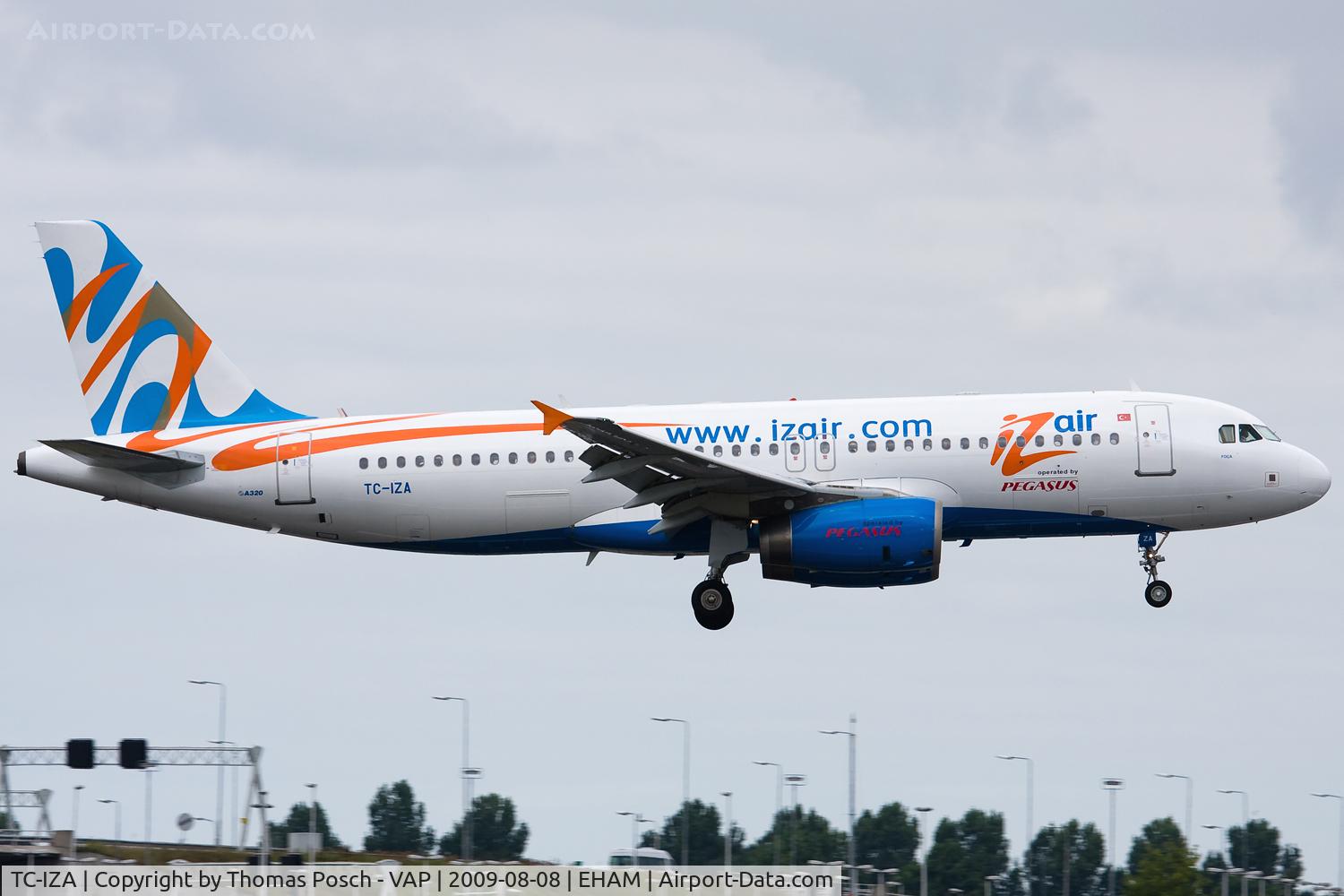 TC-IZA, 2003 Airbus A320-233 C/N 2118, Izair