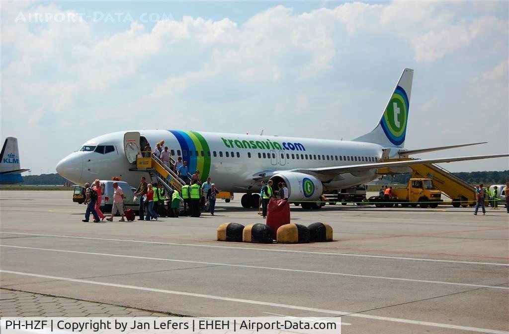 PH-HZF, 1999 Boeing 737-8K2 C/N 28378, transavia Boeing 737