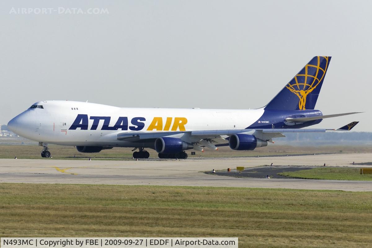 N493MC, 1998 Boeing 747-47UF C/N 29254, taxying to the active