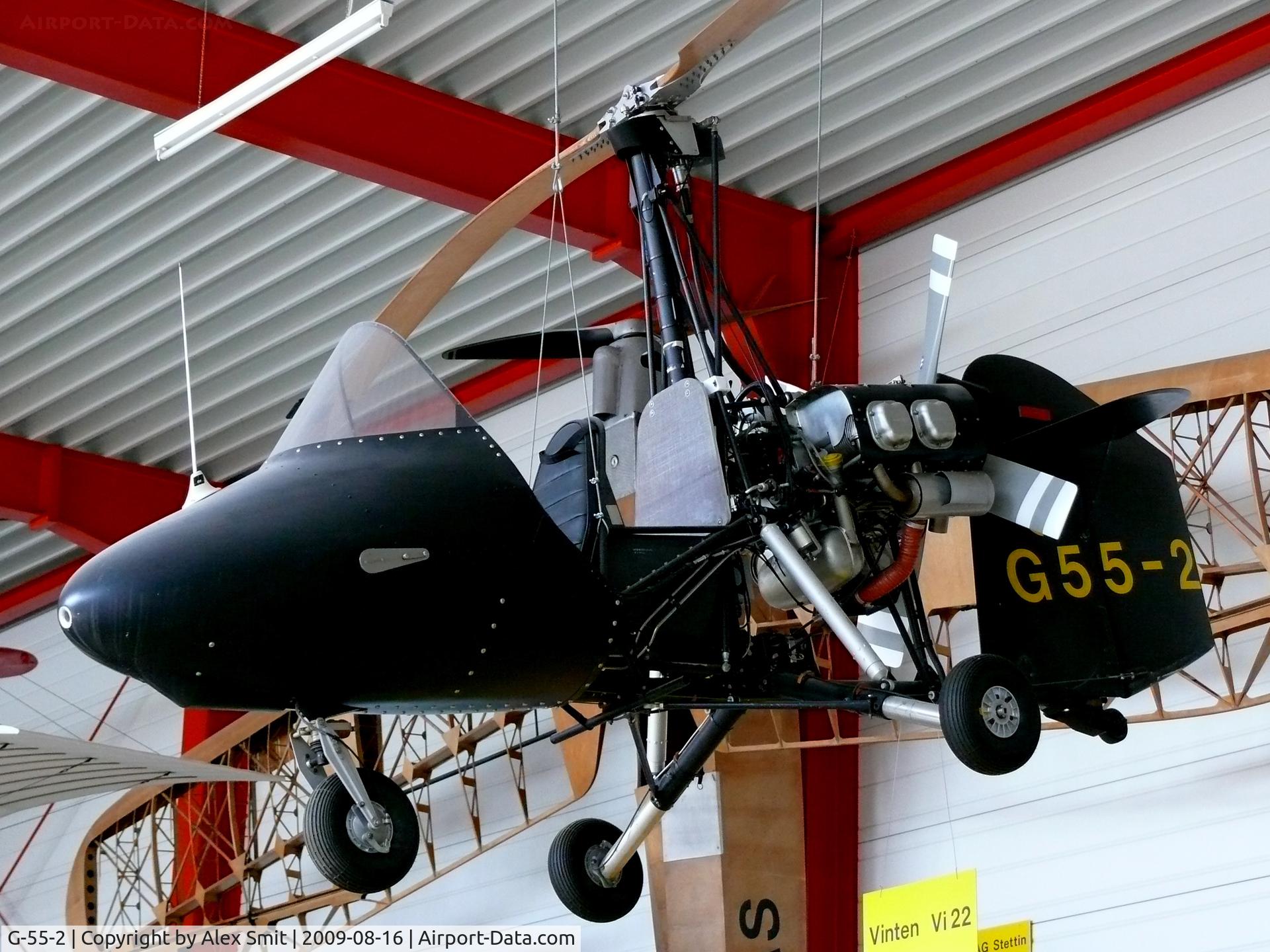 G-55-2, Vinten V122/R-R C/N UMA-01, Vinten V122/R-R G-55-2 in the Hermerskeil Museum Flugausstellung Junior