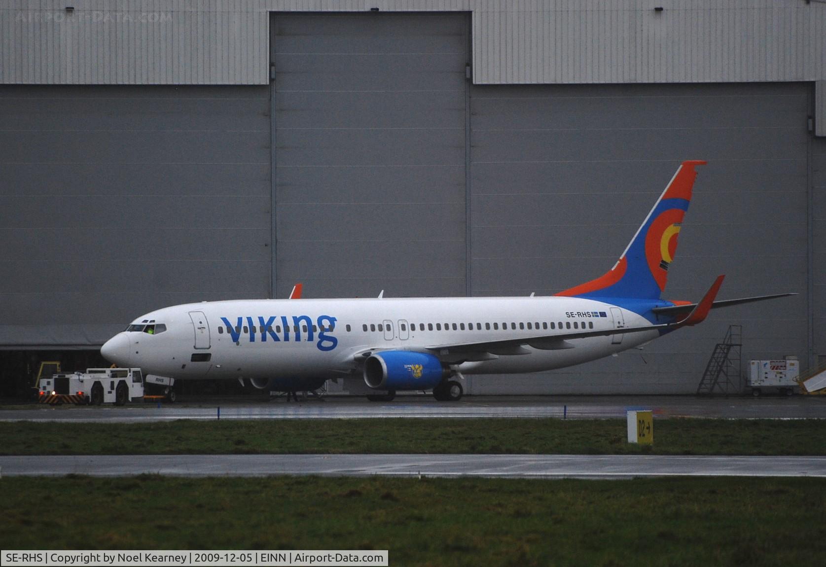 SE-RHS, 2000 Boeing 737-86N C/N 28617, .