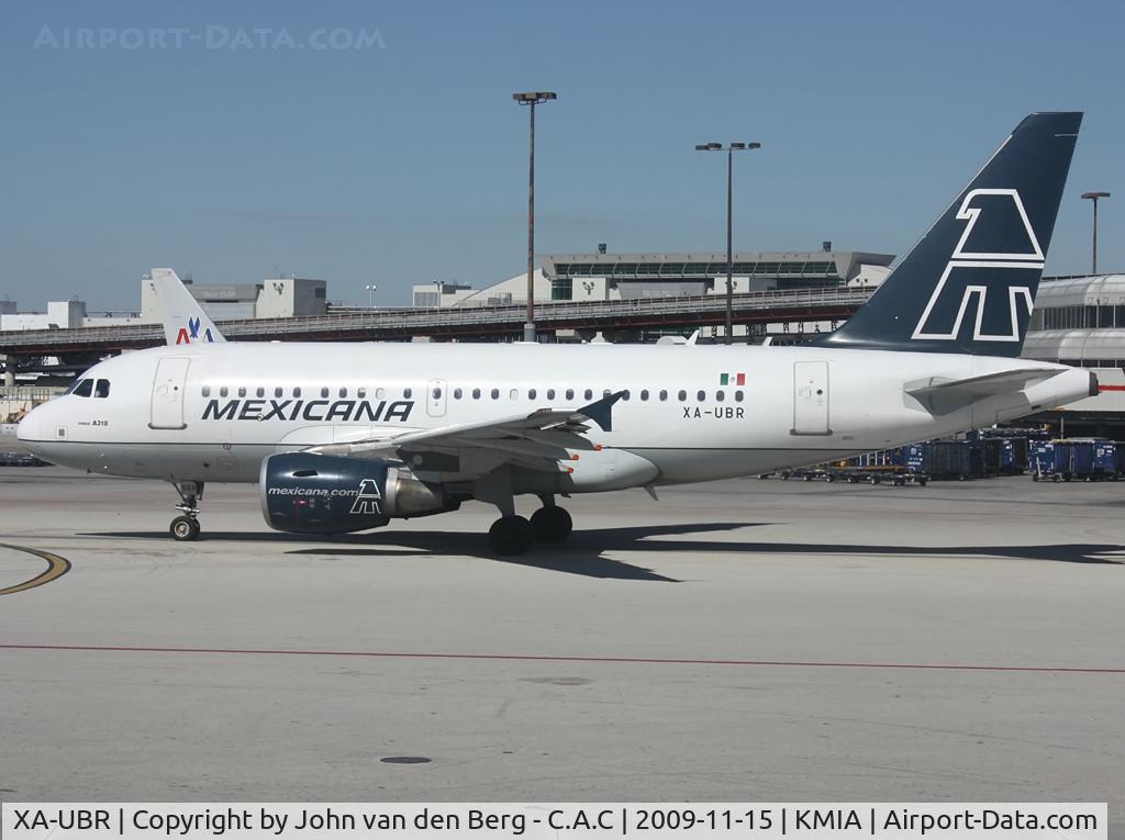 XA-UBR, 2004 Airbus A318-111 C/N 2333, Mexicana A 318-111 ( 2333 ) XA-UBR @ KMIA / MIA